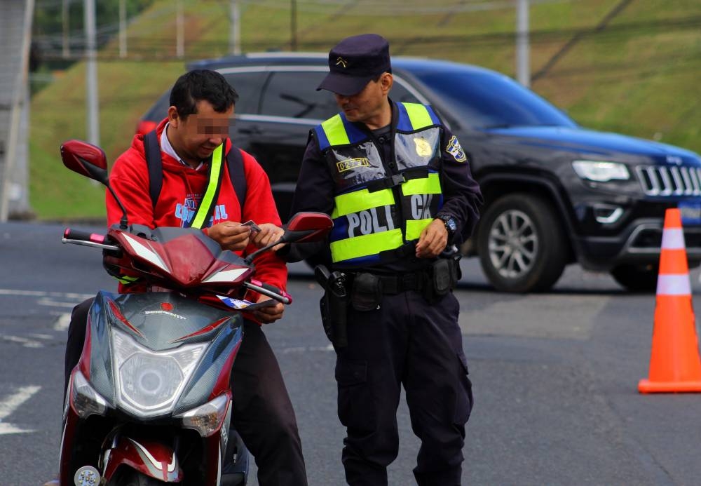 Uno De Cada Dos Motociclistas Conduce Sin Licencia Seg N Vmt Diario