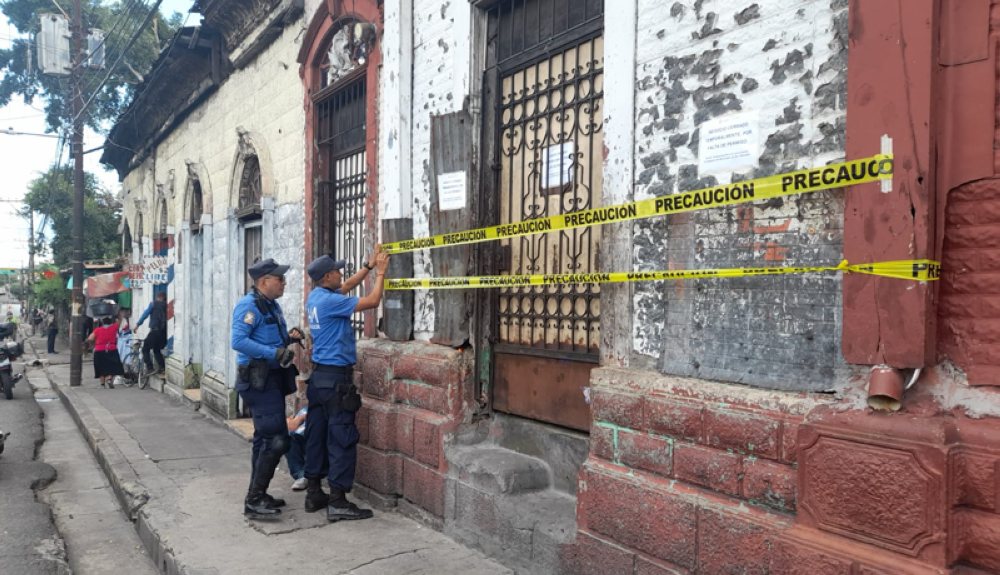 CAM cierra cantina en el Centro Histórico por no tener permisos para