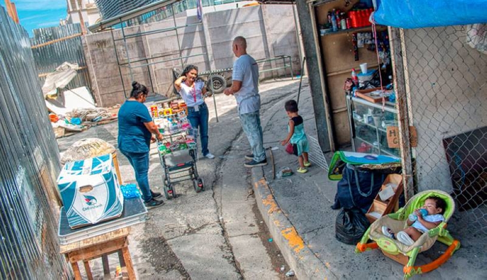 Familia Comerciante Vive En Incertidumbre Ante El Reordenamiento