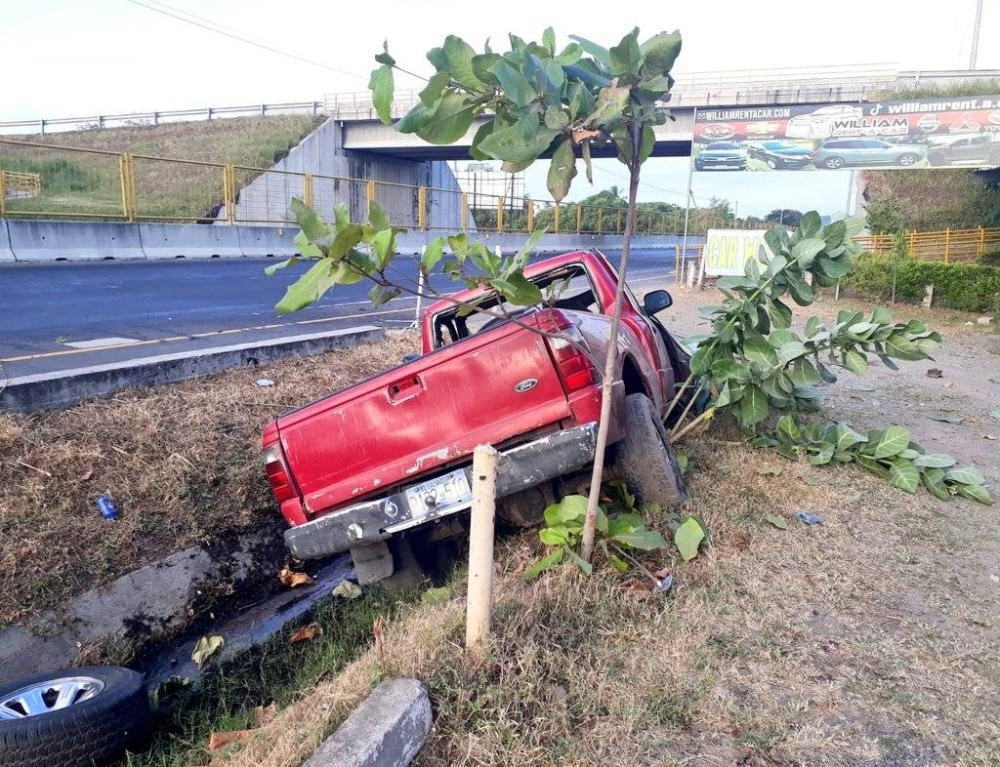 PNC reportó un muerto en accidente de tránsito en carretera Comalapa