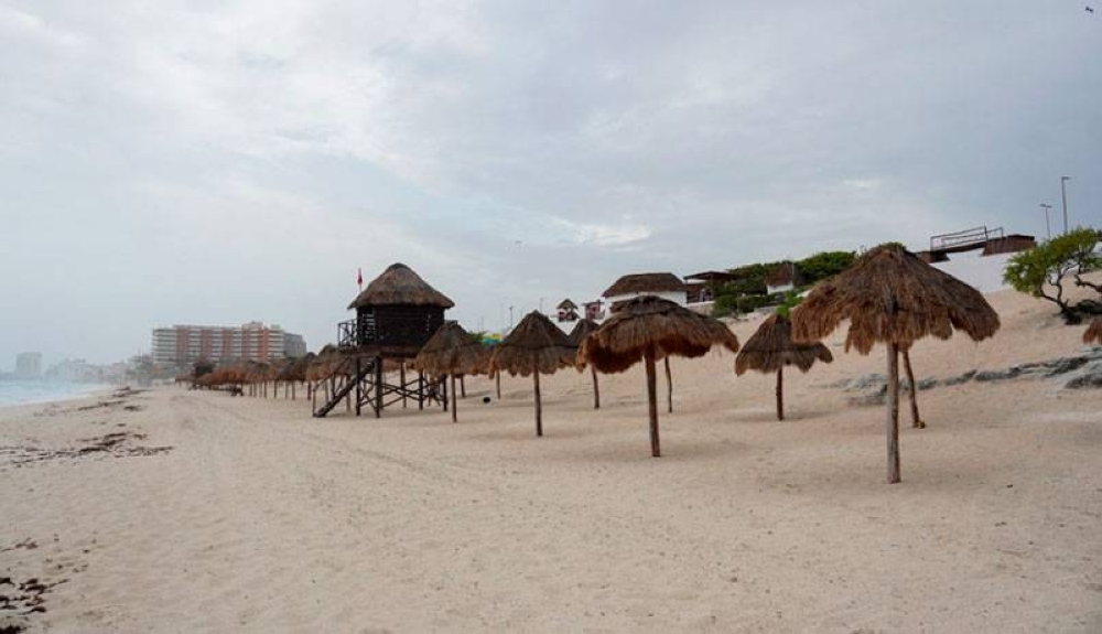 El Hurac N Beryl Se Debilita A Tormenta Tropical A Su Paso Por M Xico