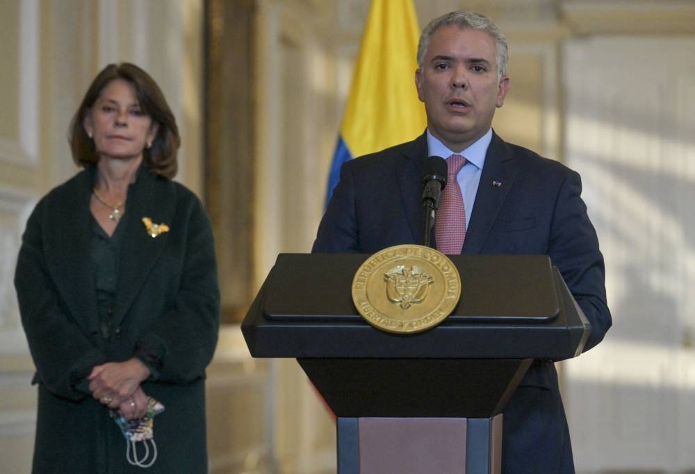 Investigan A Iván Duque Uribe Y Santos Por Financiación Irregular De