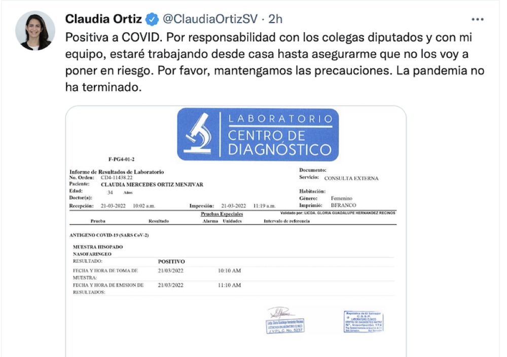 Claudia Ortiz publicó su test de covid en su cuenta de Twitter.