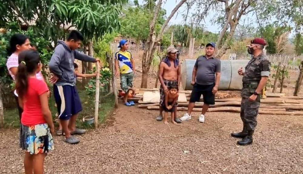 Militares se comprometieron en custodiar a las familias retornadas a una aldea de Jutiapa