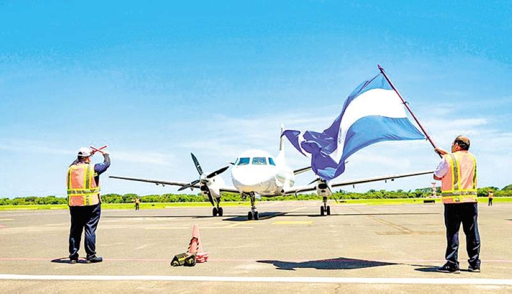 TAG Airlines inaugura su ruta entre El Salvador y Roatán Diario El Mundo