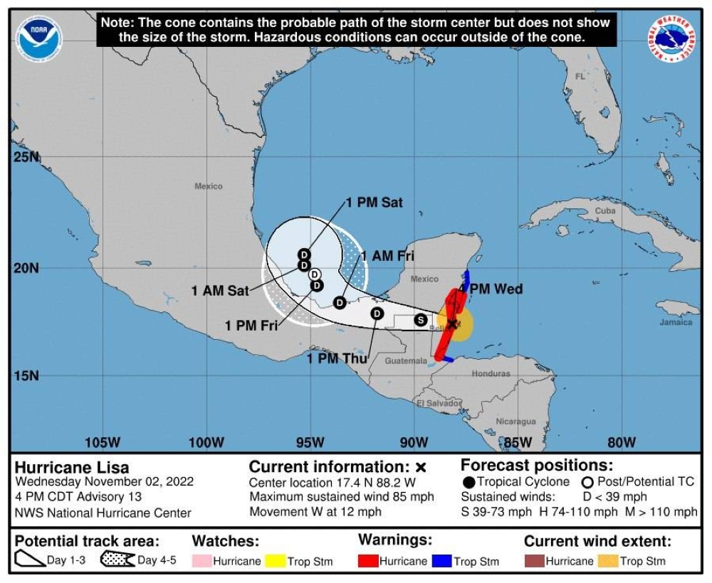 Nueva trayectoria del huracán Lisa que se prevé se convierta esta noche en tormenta y avance hacia el Golfo de México como depresión tropical. Cortesía NOAA.