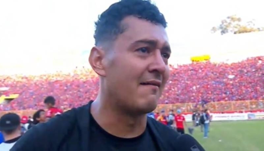 Kevin Carabantes, entre lágrimas “Recibí muchos palos de mi propia