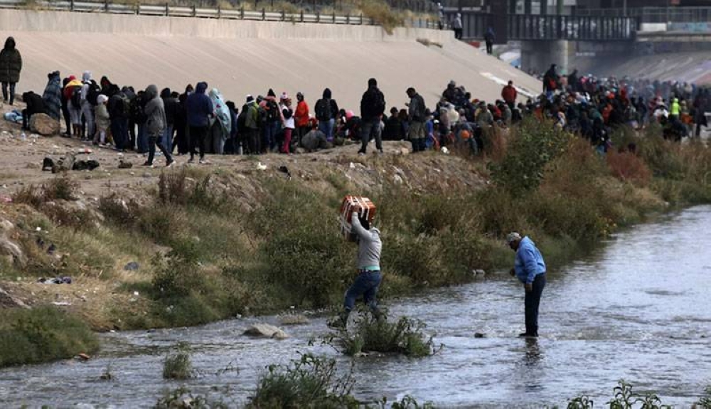 Migrantes Se Agolpan En Frontera Entre México Y Eeuu A Días Que Termine El Título 42 Diario El 8771