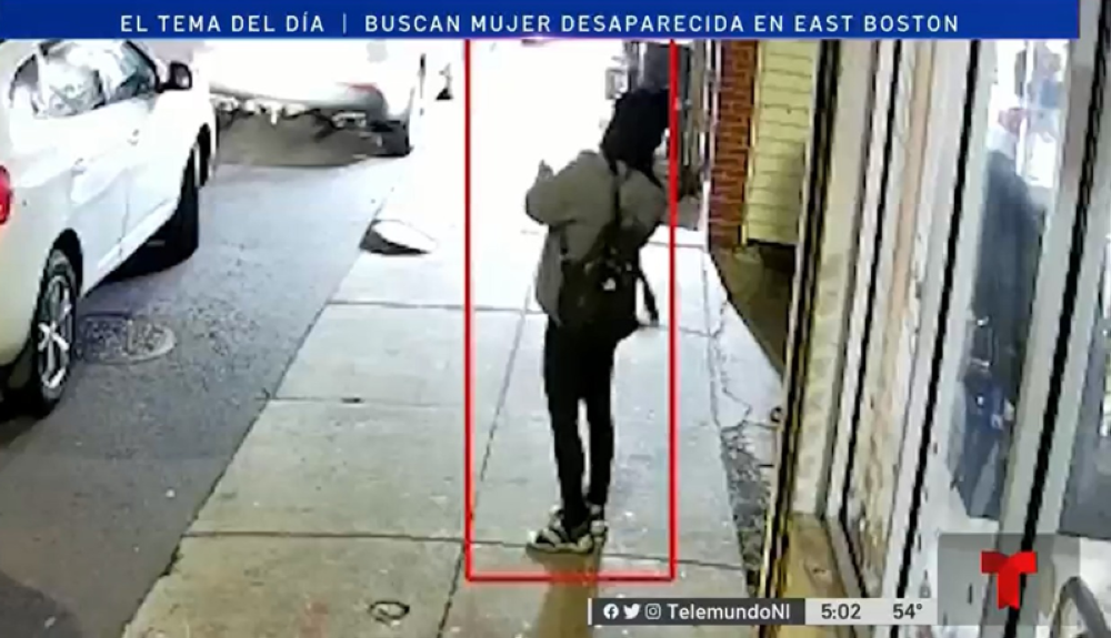 Surveillance cameras captured the moment the Salvadoran was last seen entering a taxi in Telemundo.
