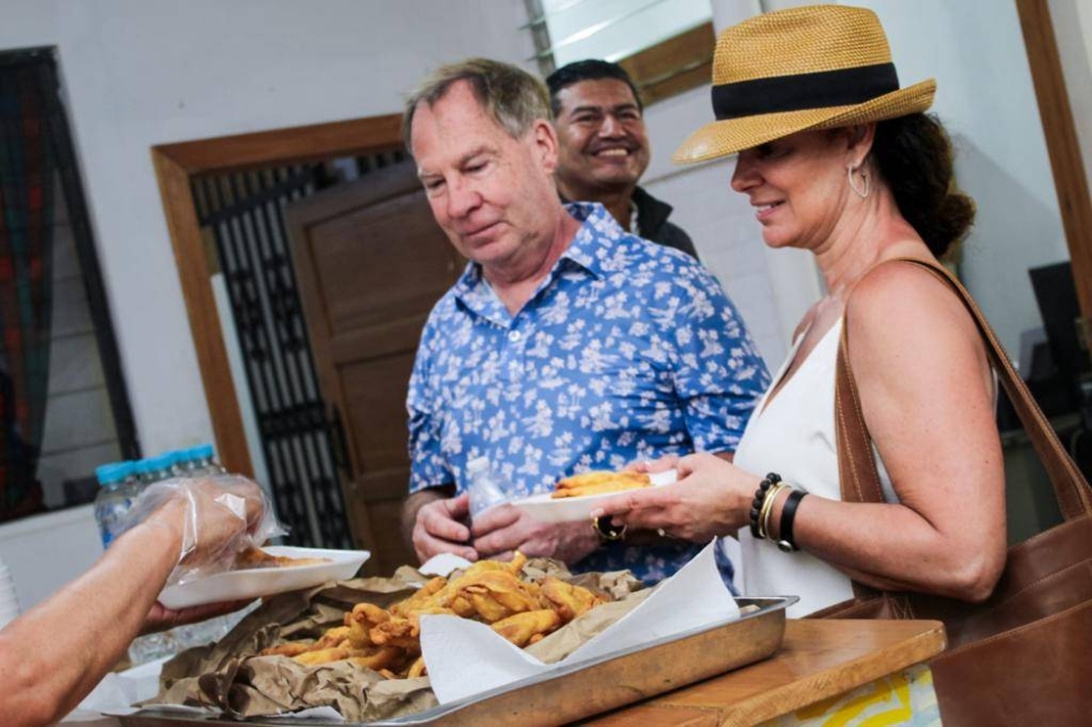 Tourists were able to taste typical Salvadoran cuisine.courtesy