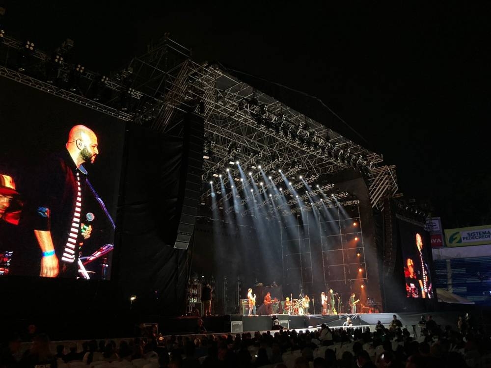 El grupo local de rock progresivo Ran42K se encargó el abrir el concierto. / Foto: Jhoel Díaz