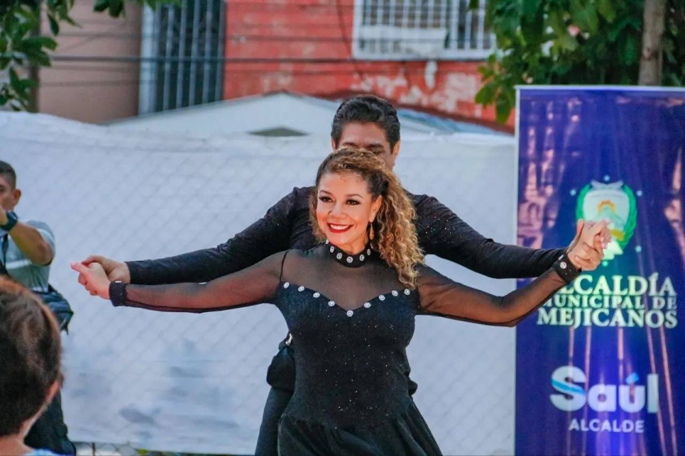 La guapa bailarina salvadoreña Karen Castro, recordada por 