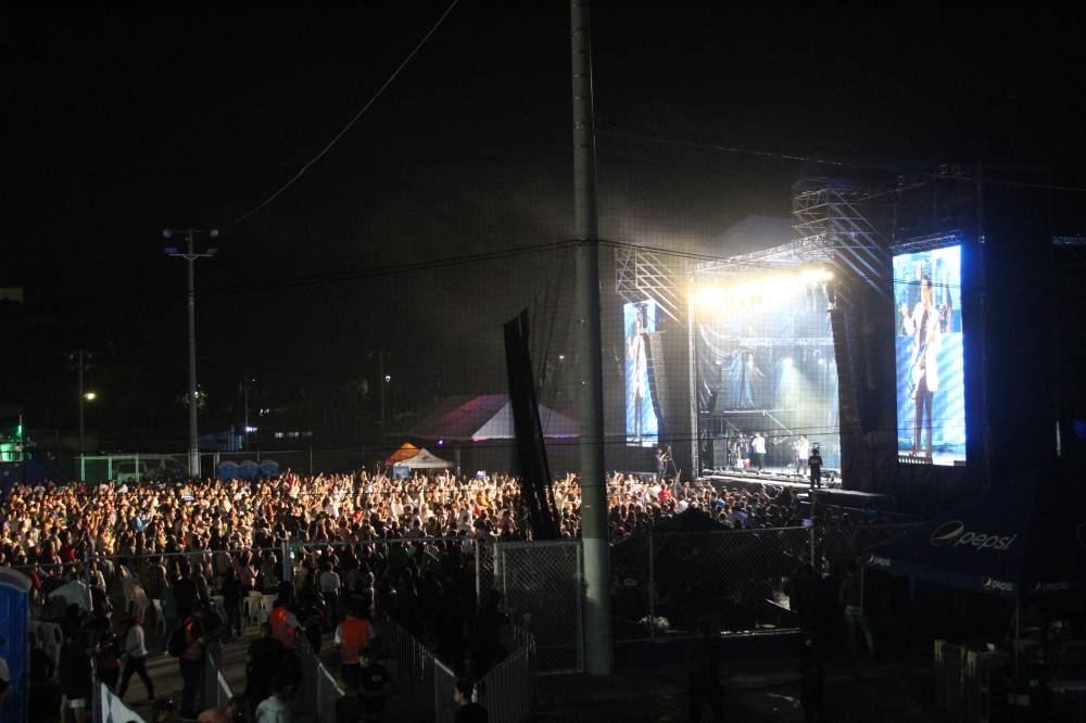 El Complejo Cuscatlán tuvo casa llena para recibir a los autores de 