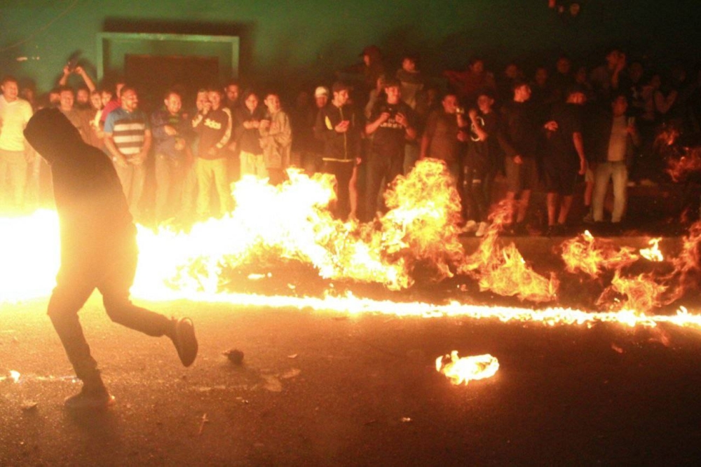 Lugareños asistieron al primer evento de Bolas de Fueo que se celebra en San Marcos. / Gabriel Aquino.