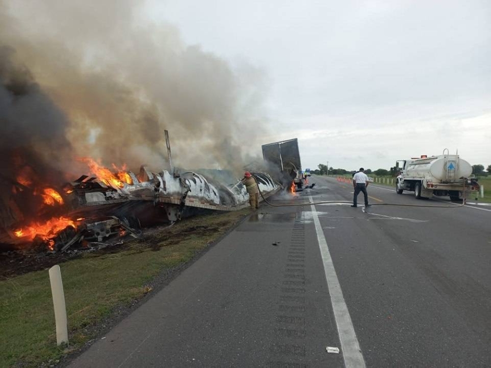 Al Menos 26 Muertos En Una Colisión Entre Un Camión Y Una Camioneta En Tamaulipas México 2748