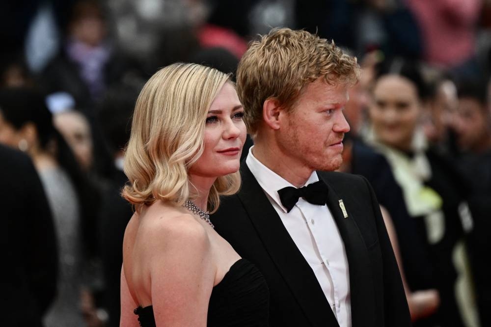 Los actores estadounidenses Kirsten Dunst (41 años) y su esposo Jesse Plemons (35).