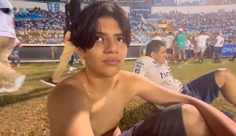 Diego Armando, un aficionado que sobrevivió a la turba en el estadio. / Cortesía