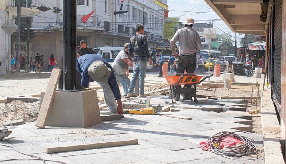 Según los obreros, los trabajos podrían terminar en julio próximo. / Emerson Del Cid.