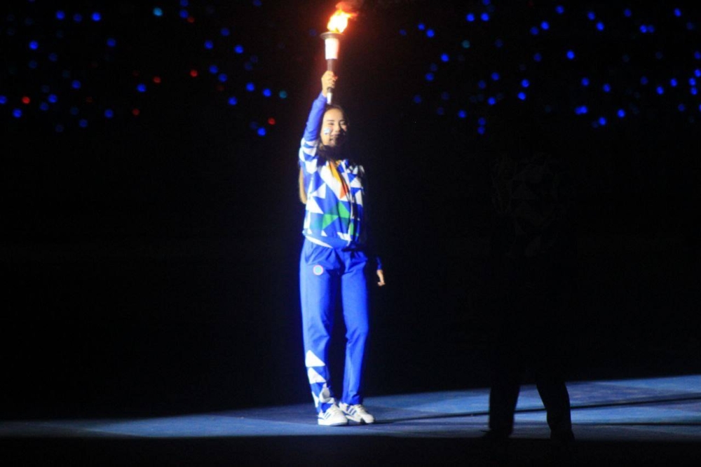 La karateca Gabriela Izaguirre con el fuego centroamericano y del caribe/ Gabriel Aquino