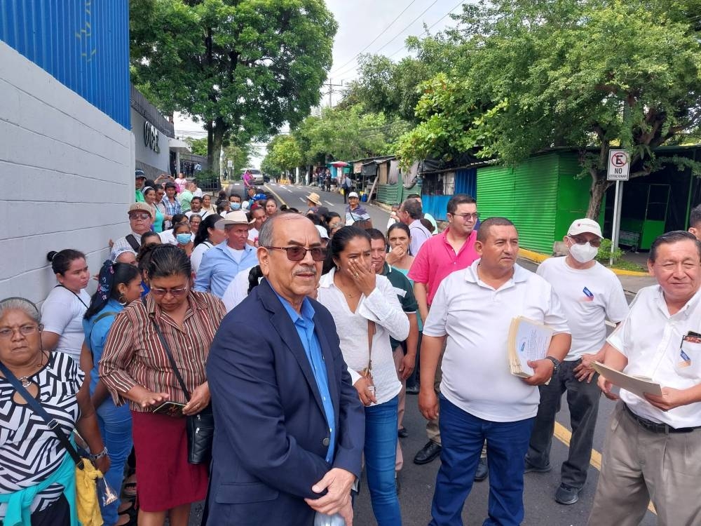 Miembros de Cofoa piden legalizar lotificaciones ya que más de 7,500 familias esperan escrituras de los lotes que han pagado. / Cofoa.