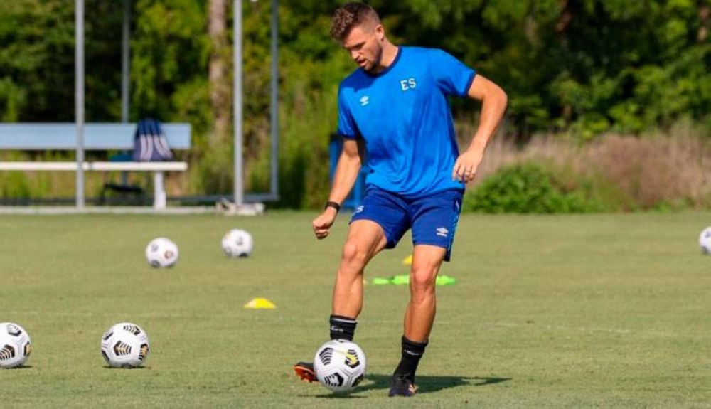 Eriq Zavaleta podría perderse el juego ante Panamá. / DEM