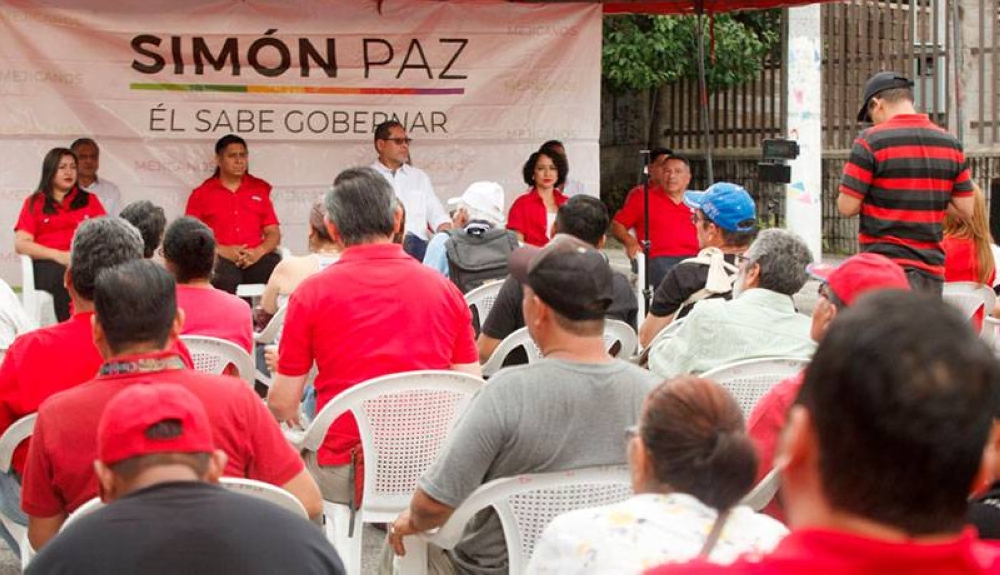 En el FMLN, Simón Paz se reunió con bases en Cuscatancingo. / FMLN