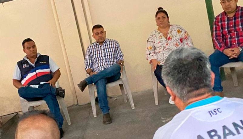 Alejandro Nóchez se reunió con bases de Arena en Mejicanos y Cuscatancingo. / Cortesía