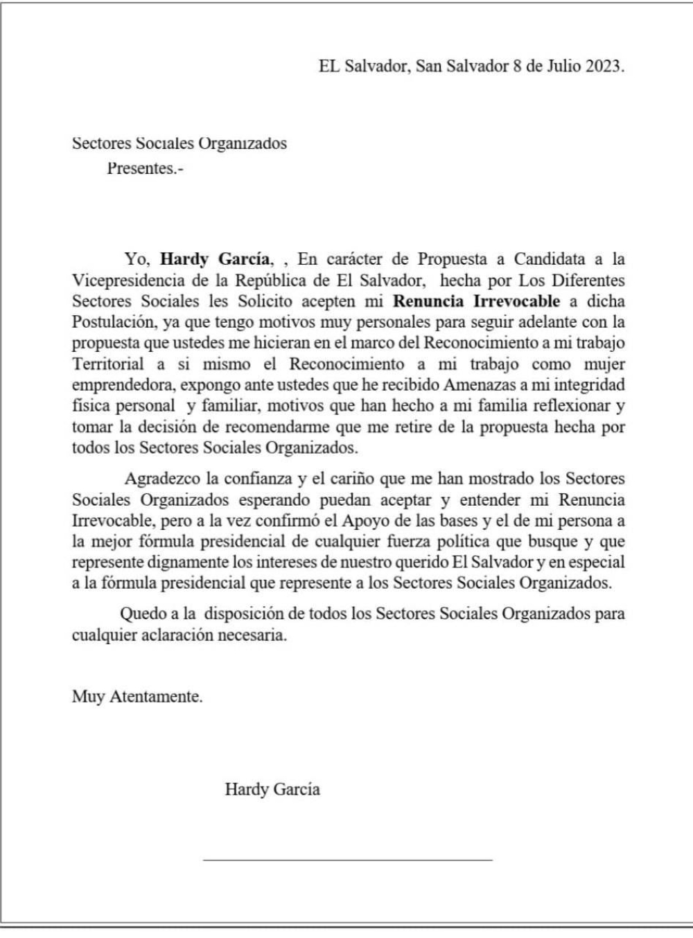 Carta de Hardy García en la que anuncia su renuncia por amenazas contra su persona y su familia.