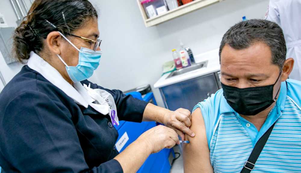 COVID-19 Vaccination and Infections Update: El Salvador’s Progress and Trends in June