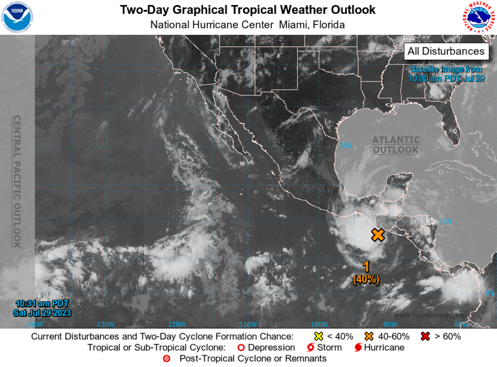 Imagen del NHC muestra ubicación de baja presión en el Pacifico. NOAA