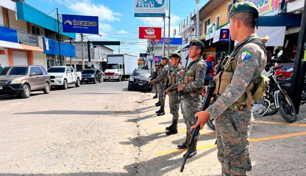 El gobierno de Guatemala inició el despliegue de 44 mil policía y soldados para la segunda vuelta. / Cortesía