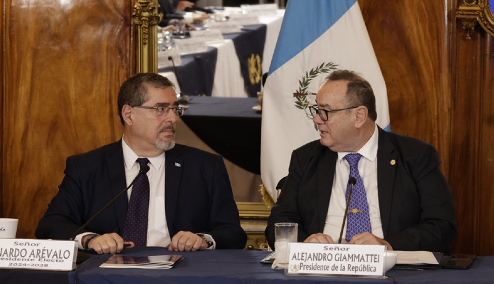 Bernardo Arévalo y Alejandro Giammattei / Cortesía gobierno de Guatemala. 