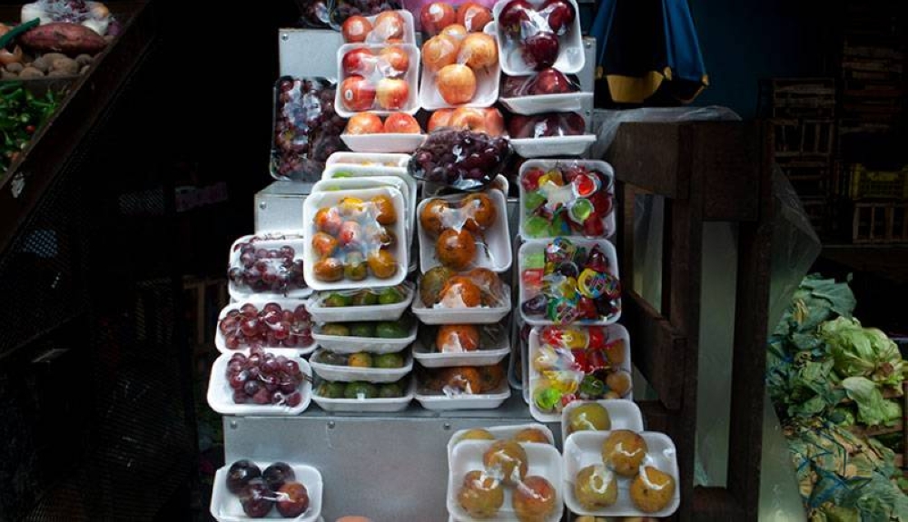 El Salvador importa de Guatemala buena parte de las frutas y verduras que consume. / M.R.