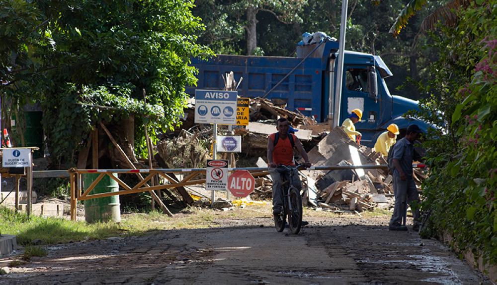 Al menos 70 reos trabajan en la construcción de este hospital. Foto DEM-Emerson Del Cid