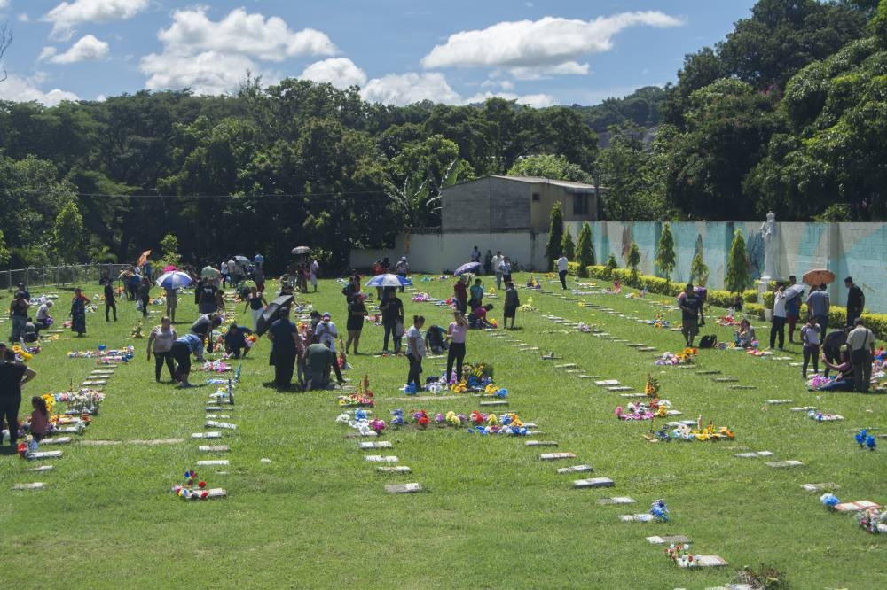 Así lucía el área del camposanto La Bermeja de las personas que murieron a causa del covid-19.