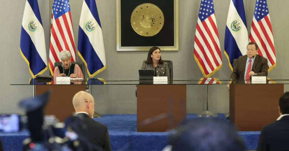 The United States will support El Salvador in the field of cybersecurity and attracting technology investments