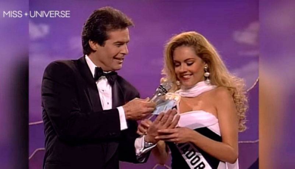 Eleonora Carrillo la salvadore a que brill en Miss Universo 1995