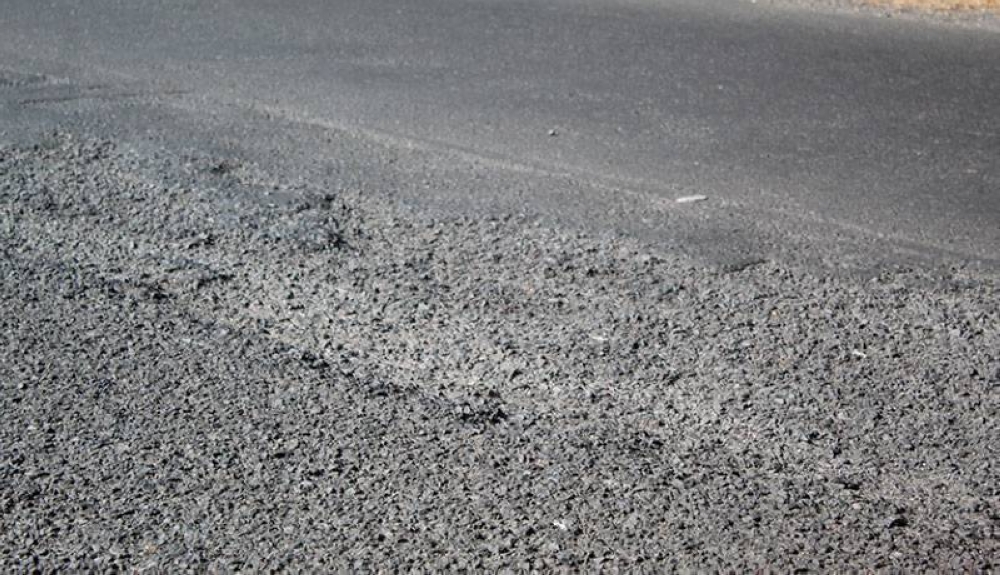 “Parchado” y en tramos deteriorada luce la carretera Panamericana. / Emerson del Cid