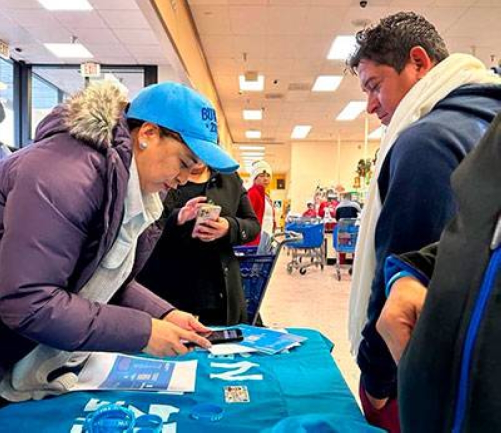 El partido Nuevas Ideas instaló puestos electorales en Virginia, EE.UU. y aseguró que voluntarios de NI orientaron la votación. / @SalexNIsv