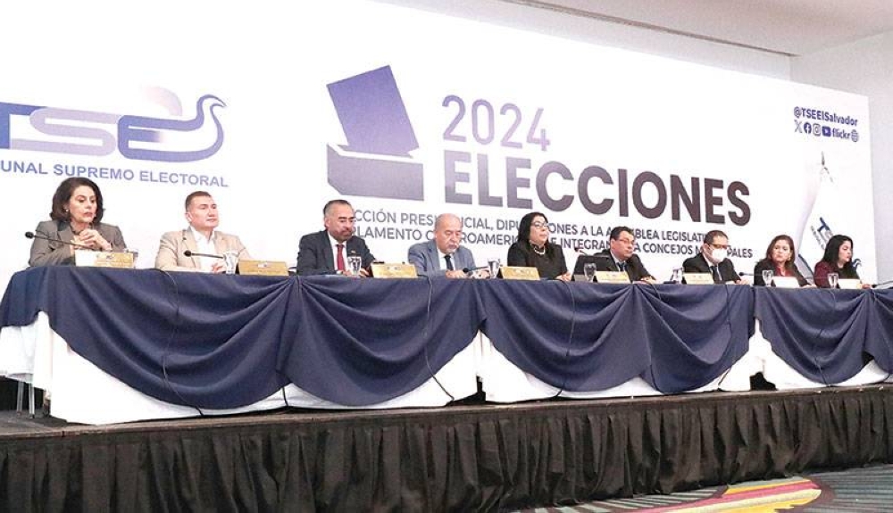 El TSE registró 741,094 salvadoreños aptos para voto por internet.