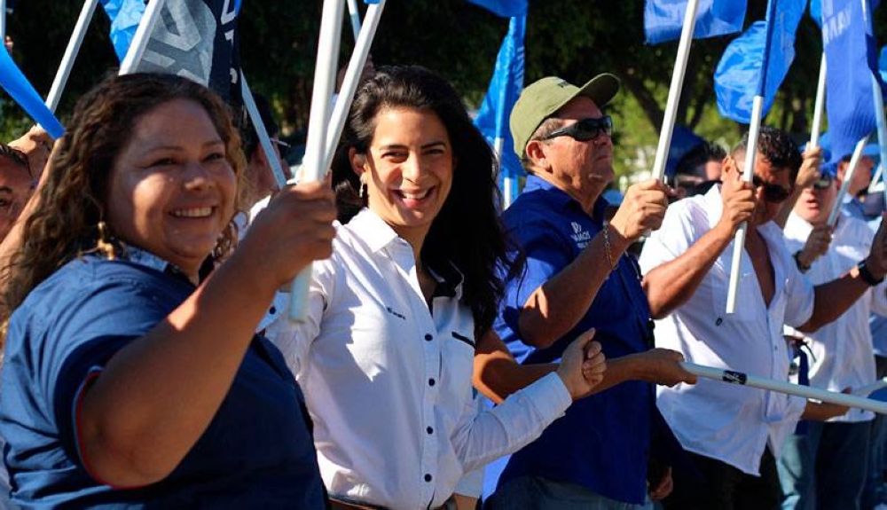 Vamos realizó una caravana para cerrar su campaña. / Vamos.