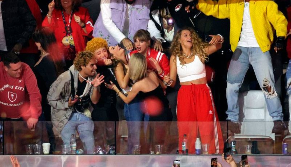 Las cámaras captaron a Taylor Swift sufriendo en el palco desde donde apoyaba a su pareja, Travis Kelce  