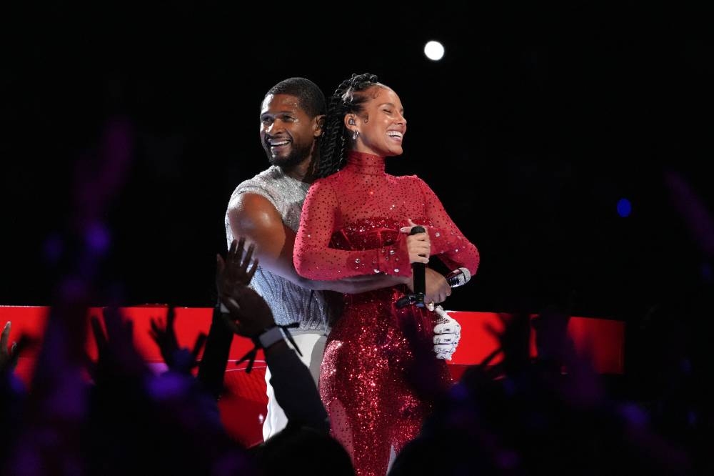 Usher y Alicia Keys. / AFP