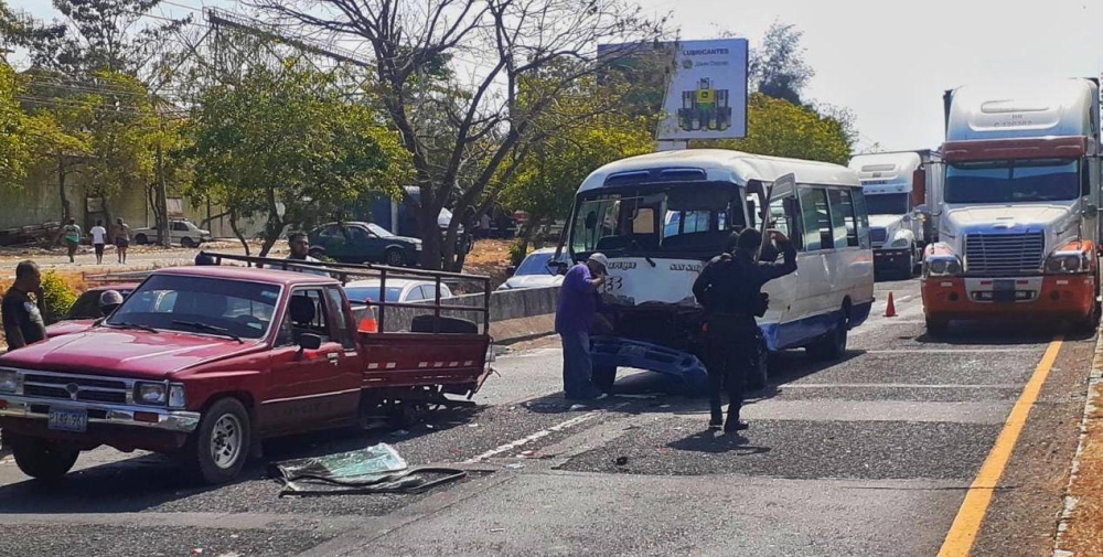 Cuatro Personas Lesionadas En Triple Accidente En San Martín Diario El Mundo