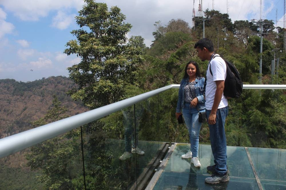 Mirador de Cristal del parque nacional El Boquerón. / Michelle Rivera.