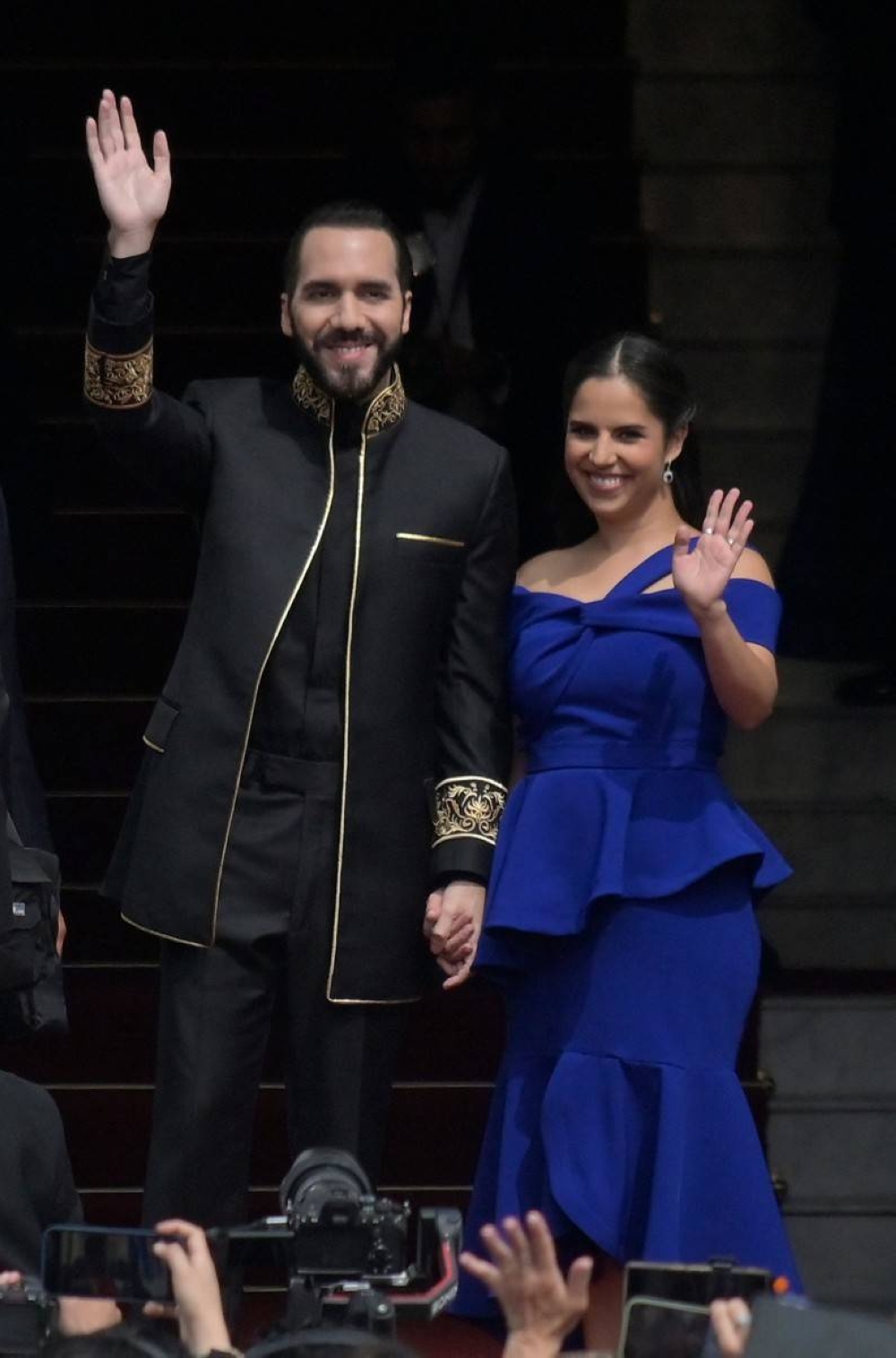 El presidente Nayib Bukele y su esposa Gabriela. AFP