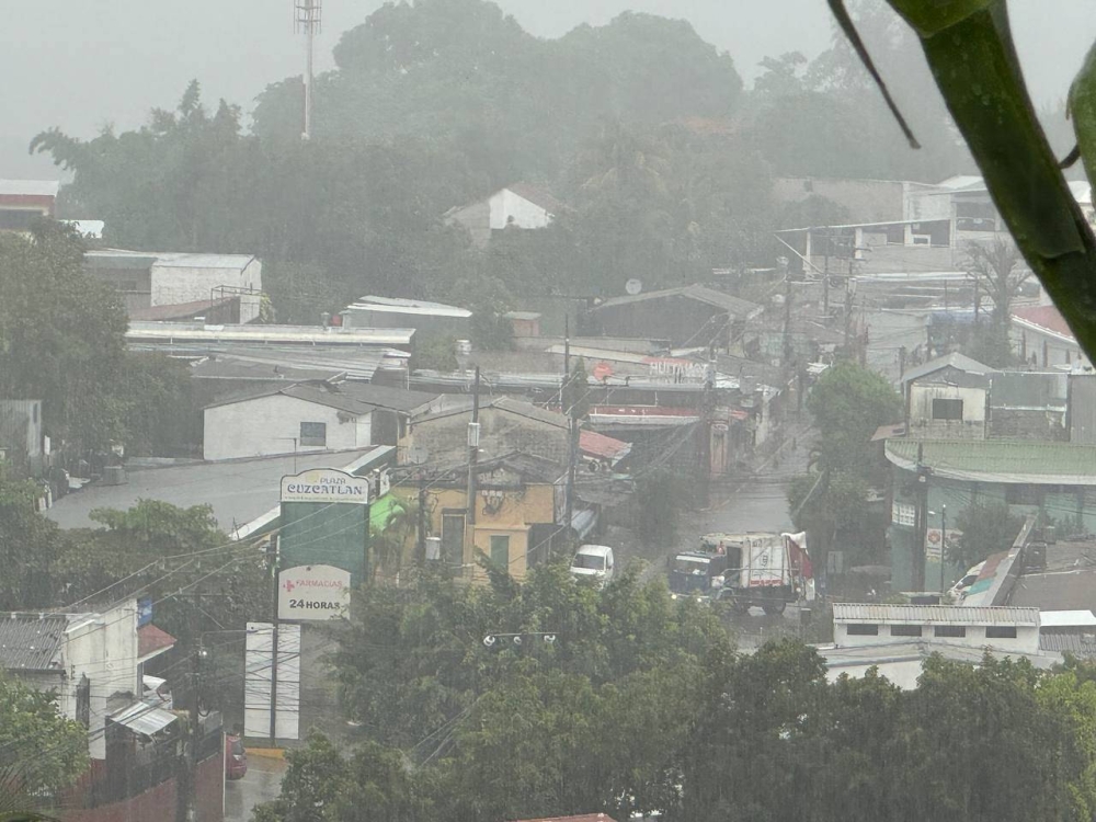 A diferencia del sábado, el Marn sostiene que las lluvias del domingo podrían ser más intensas y con mayor velocidad en los vientos. / DEM.