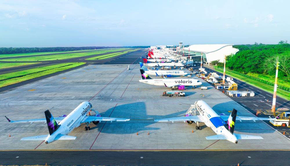 CEPA asegura que cada año la demanda del Aeropuerto Internacional de El Salvador crece un 30 . /CEPA,image_description: