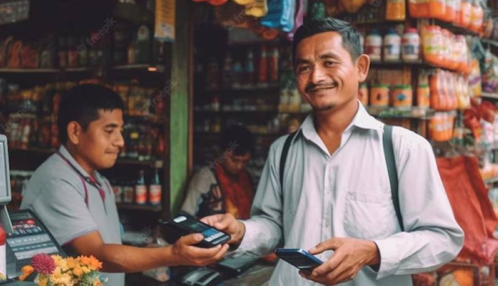 Un estudio reveló que los salvadoreños demandan más gaseosas, snacks, jugos y néctares. /dichter  neira,image_description: