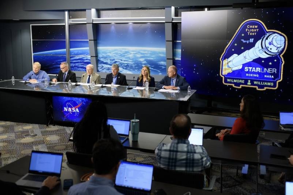 Los Dos Astronautas De La Fallida Misión De Boeing Regresarán A La ...